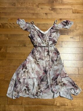 le chateau Floral Off-Shoulder Midi Dress in Mauve and Blush | Wedding